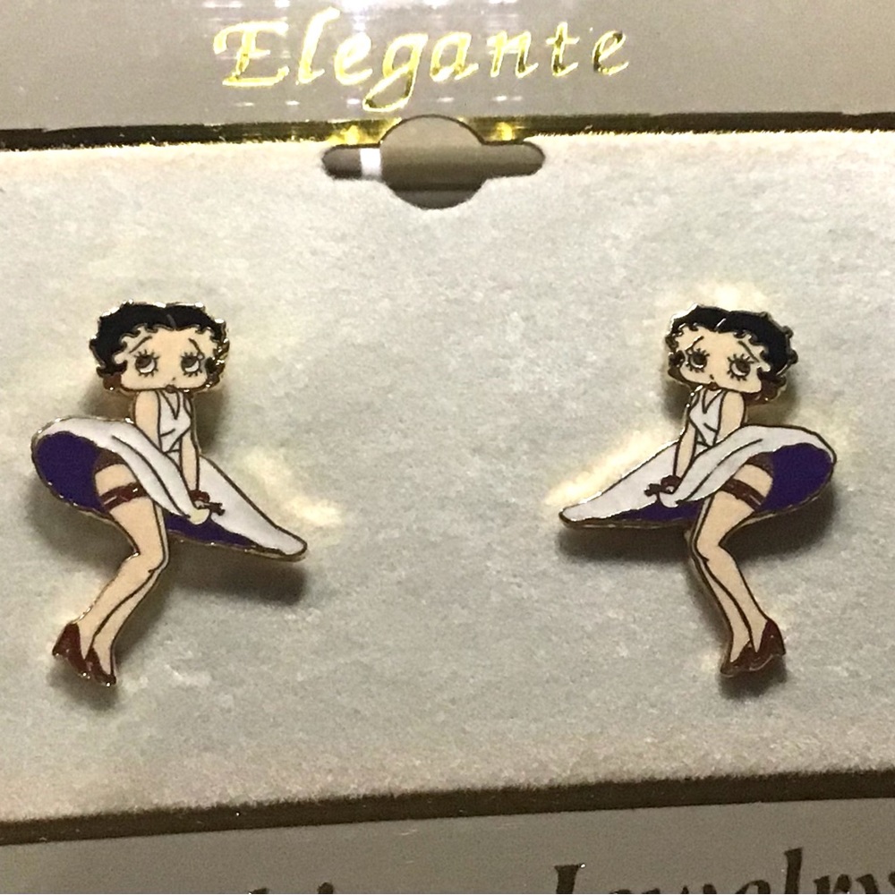 New pierced Betty Boop earrings white Marilyn dress